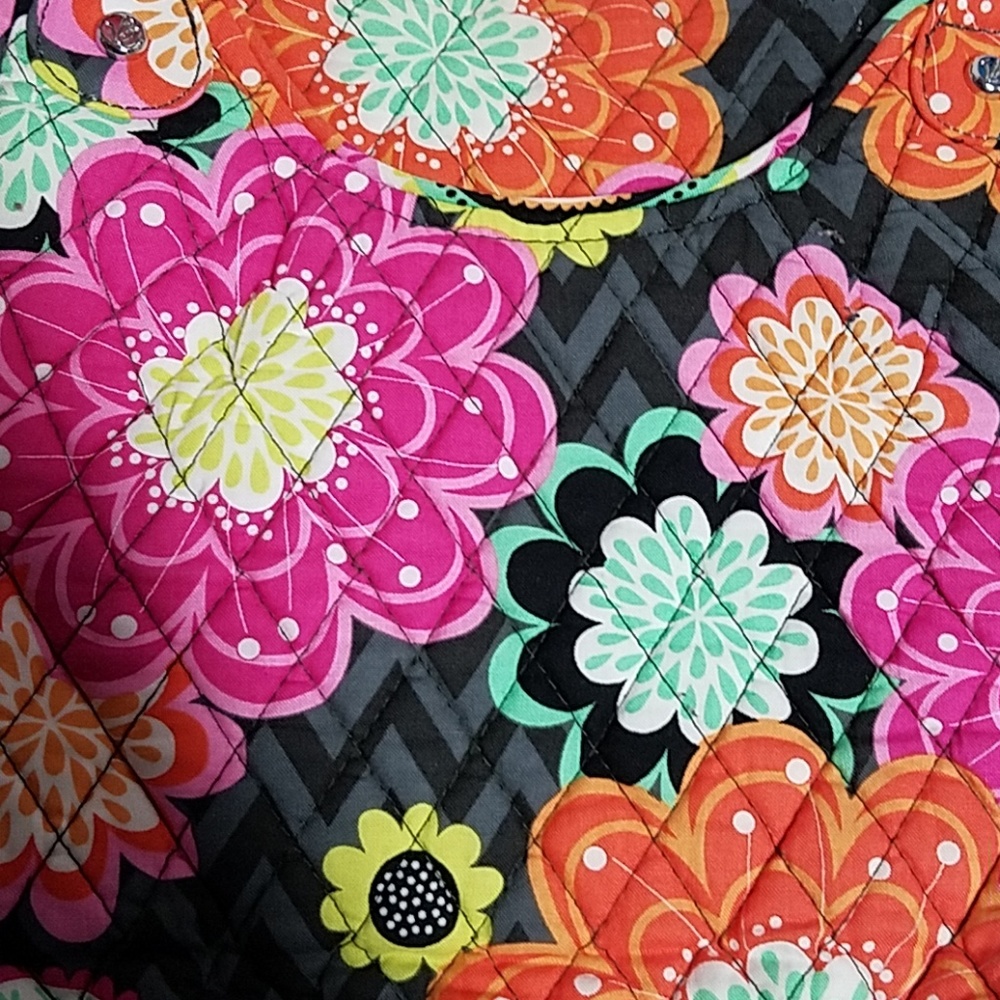 Vera Bradley Glenna Shoulder Bag - Picture 6 of 6